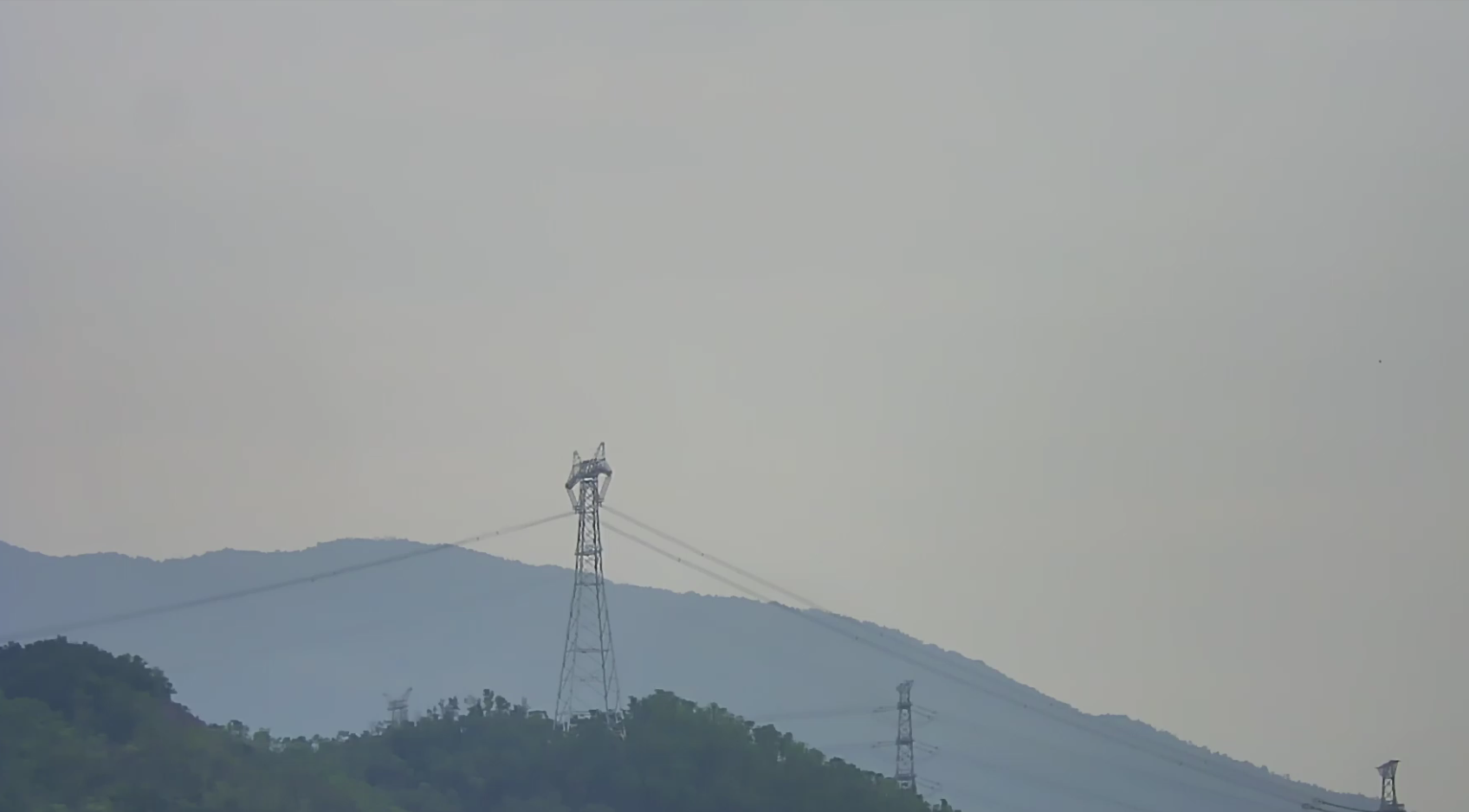 遠(yuǎn)距離防火監(jiān)控?cái)z像頭實(shí)測不同距離電力塔