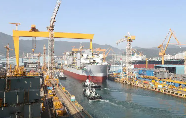 海域碼頭、散貨船跟蹤監(jiān)測攝像頭起到的作用